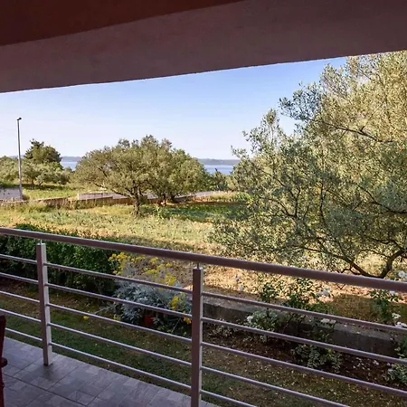 12 Appartement