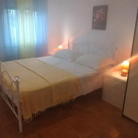12 Apartment *